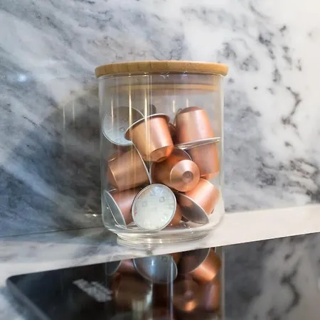 La Boutique Du Sentier Апартаменты *